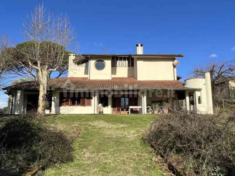 Villa unifamiliare Stradone di Camigliano, Camigliano, Capannori