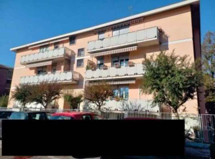 Appartamento in Via Decembrio Piercandido 1, Padova, 6 locali