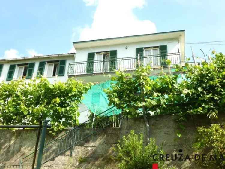 Villa in Arboccò, Rapallo, 8 locali, giardino privato, 340 m²