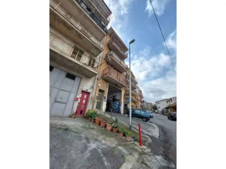 Appartamento in Via Vittorio Emanuele, Altofonte, 1 bagno, 99 m²