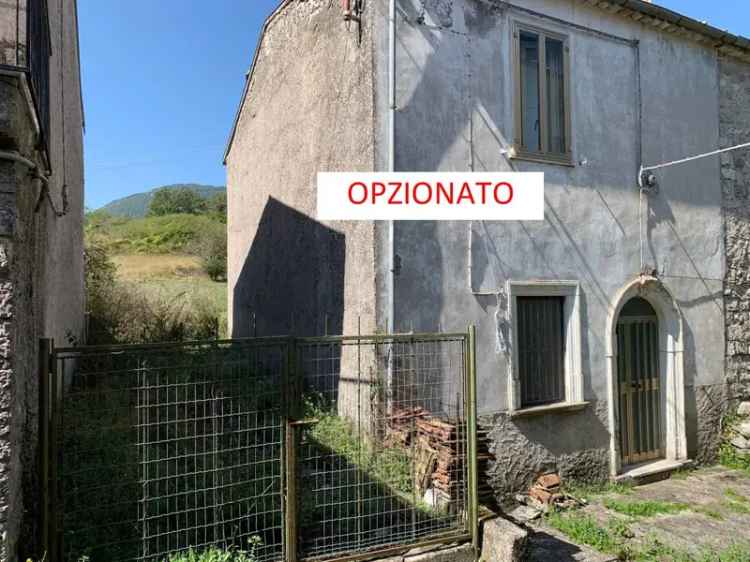 Rustico 1000 m², Centro, Sessano del Molise