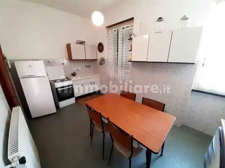 Appartamento in villa, buono stato, 101 m², Centro, Cicagna