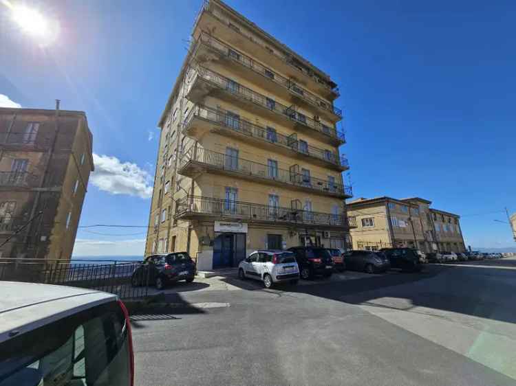 Appartamento in VIA DELLO STADIO, Enna, 5 locali, 1 bagno, 110 m²