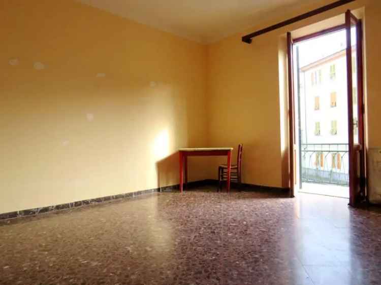 Appartamento in Pontremoli, Pontremoli, 5 locali, 1 bagno, 92 m²