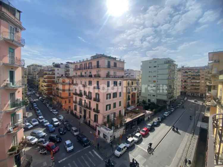 Appartamento via Vincenzo Gemito 40, Vomero, Napoli