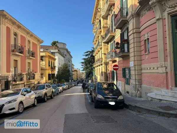 Appartamento In Affitto in Napoli, Campania