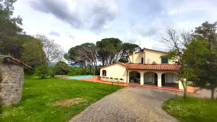 Villa in Via Colle Barucci, Barberino di Mugello, 10 locali, 3 bagni