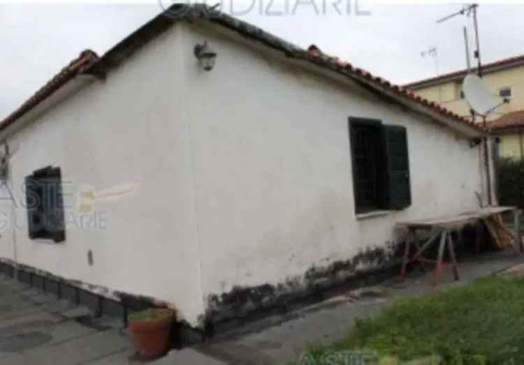 Villa all'asta via delle Viole 9, Aprilia