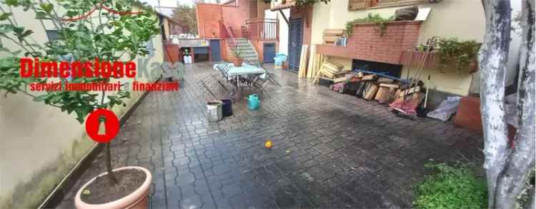 Villa in Via Giacomo Imbroda, Nola, 6 locali, 4 bagni, garage, 300 m²