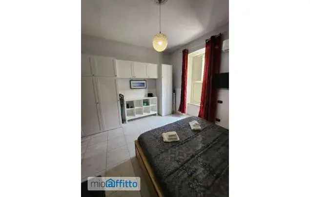 Affitto 2 camera appartamento di 40 m² in Naples