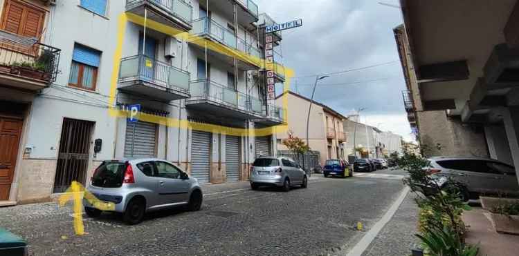 Appartamento in VIA DE ROGATIS 72, Bagnoli Irpino, 8 locali, 4 bagni