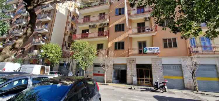 Appartamento in Via guercio 403, Salerno, 6 locali, 1 bagno, 135 m²