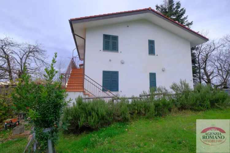 Villa in SP210 117, Ponzone, 20 locali, 4 bagni, giardino privato