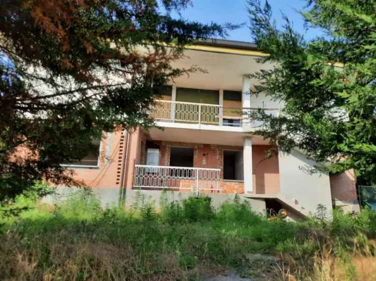 Villa in Via Cucchino, Sesto Calende, 10 locali, 300 m² in vendita