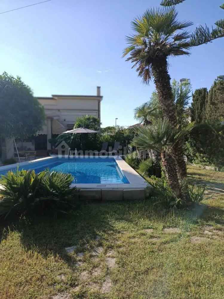 Villa unifamiliare via Calata Cornilecchia 13, San Vito - Carelli, Taranto