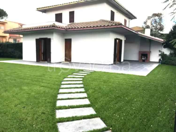 Villa Bifamiliare in affitto a Tarquinia via dei Tarquiniensi