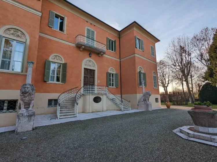 Villa in Via per Sassuolo 131, Formigine, 24 locali, 3 bagni, arredato