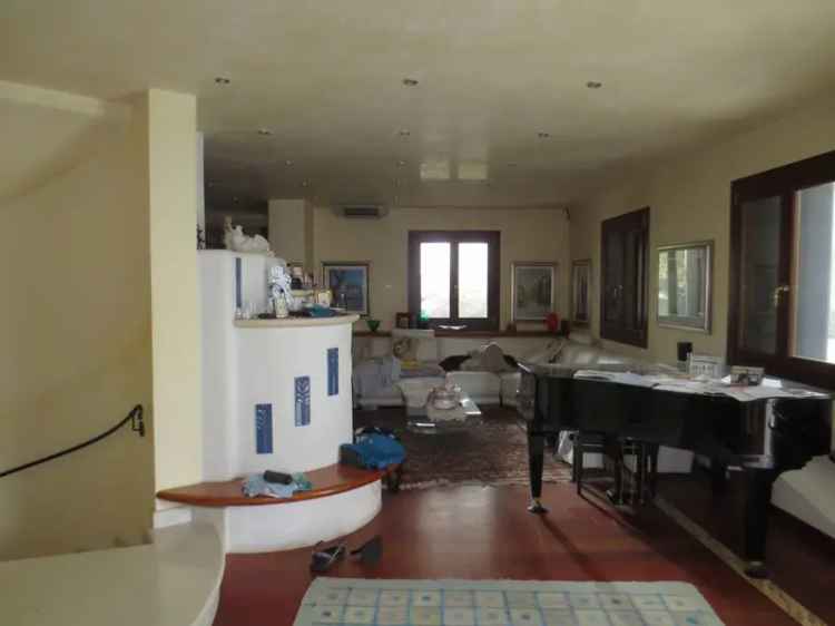 Villa unifamiliare viale della Libertà, San Valentino, Ospedale, Pordenone