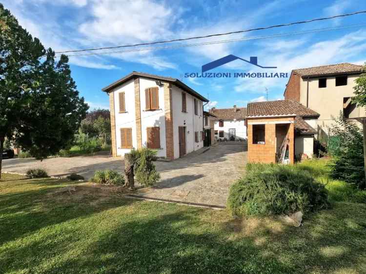 Quadrilocale Strada Salsediana, Castelnuovo Fogliani, Alseno