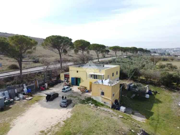 Villa unifamiliare C.da palomba 1, Matera