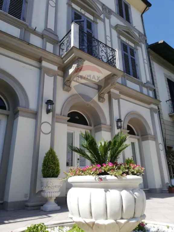 Villa in Via xx settembre, Viareggio, 13 locali, 10 bagni, 378 m²