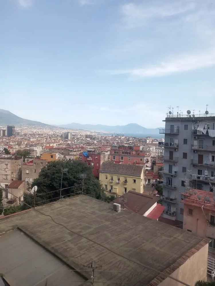 Appartamento in Vico Miradois, 4, Napoli (NA)