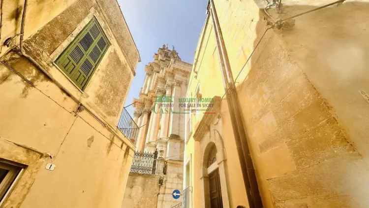 Terratetto unifamiliare via Torre Vecchia 8, Ibla, Ragusa