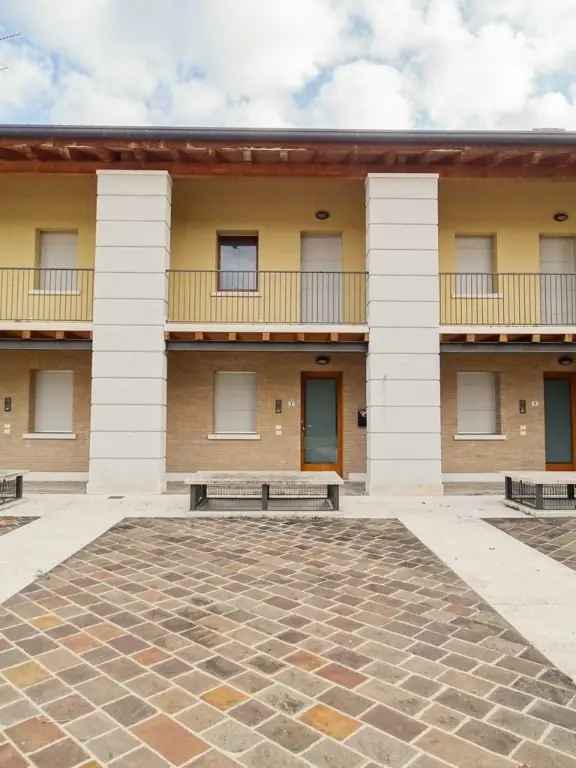 Villa a schiera in VIA LA VALLE, Monfumo, 4 locali, 3 bagni, 200 m²