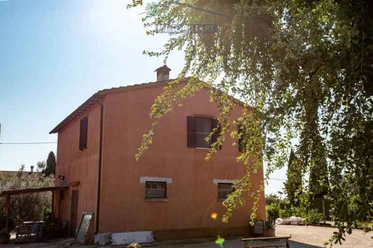 Casale Strada Valmarina, Capalbio