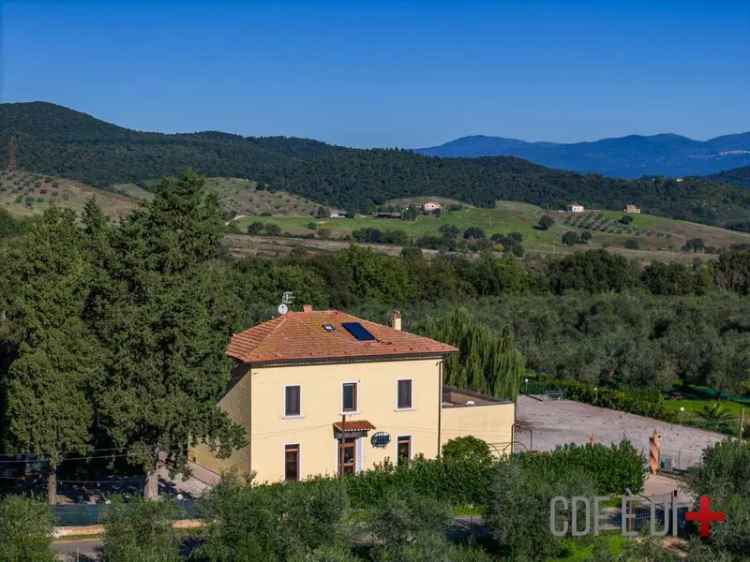 Casale Strada Provinciale Gavorranese, Gavorrano