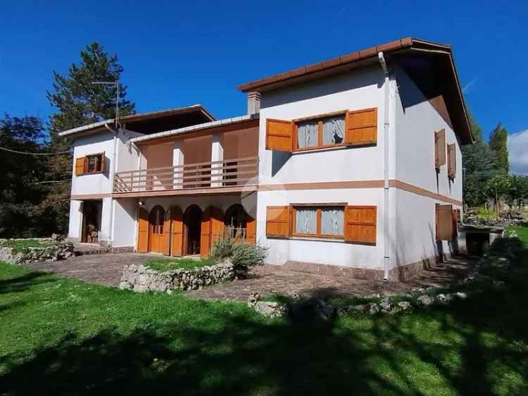 Villa unifamiliare via delle stelle Alpine 55, Altipiani Di Arcinazzo, Trevi nel Lazio