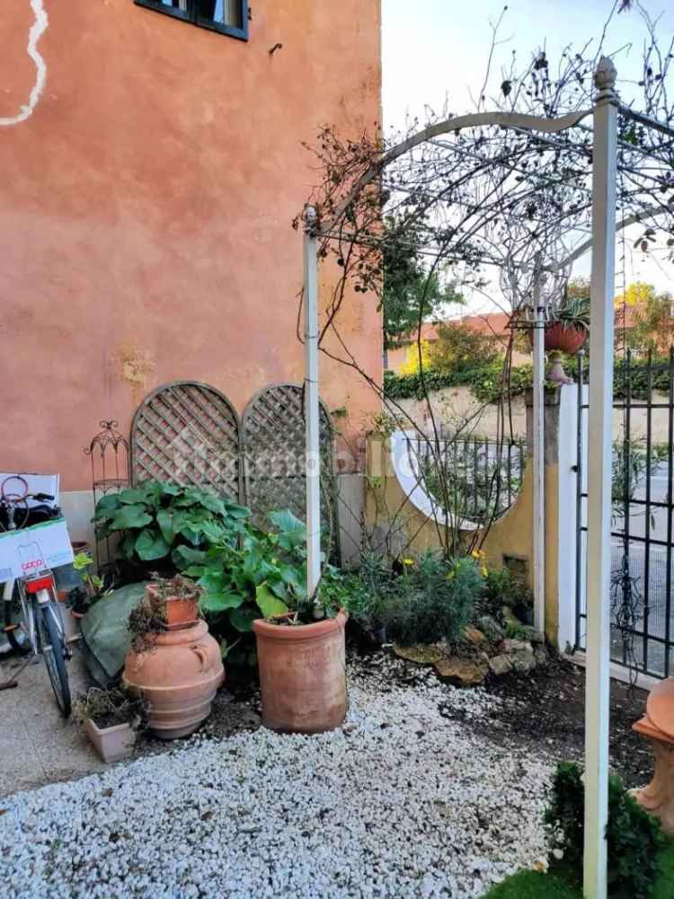 Terratetto unifamiliare via Livornese 21, Lungarno Gabriele D'Annunzio, Pisa