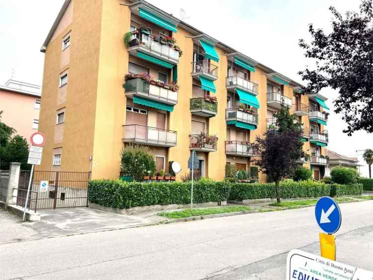 Trilocale in vendita in Via Guglielmo Pepe , Busto Arsizio -  n° 499967