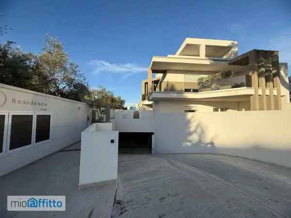 Villa In Affitto in Bari, Puglia