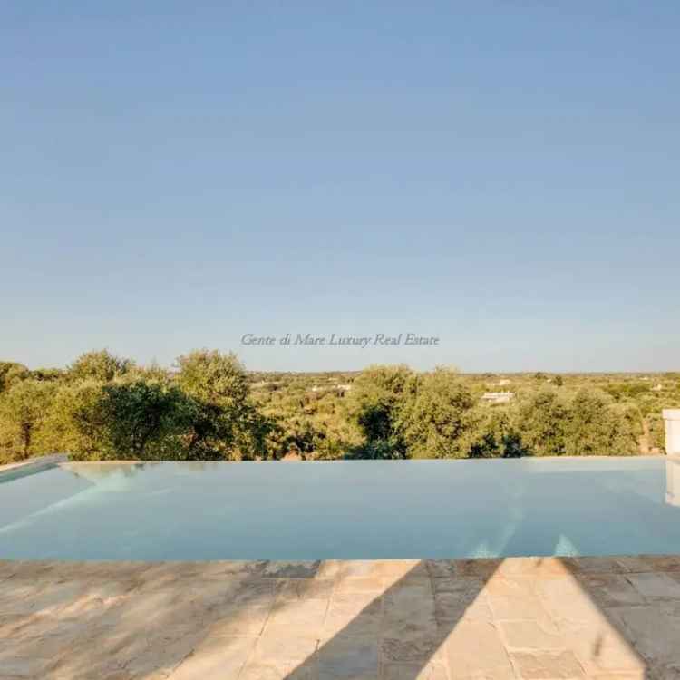 Villa unifamiliare Contrada Badessa, Campanile, Fumarola, Cavalleriza, Ostuni