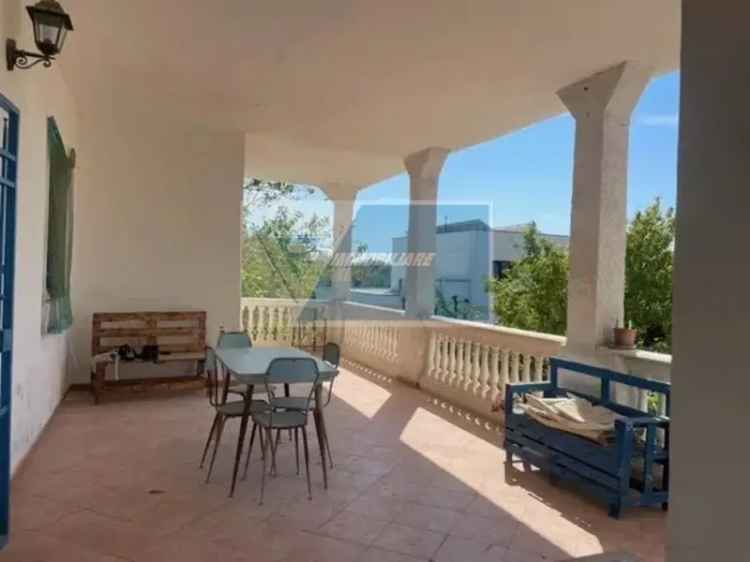 Villa in Strada Carancino, Siracusa, 3 locali, stato discreto