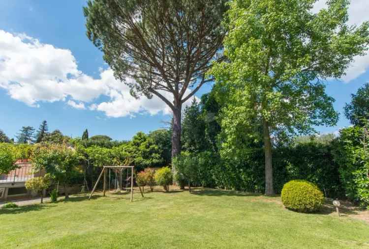 Villa in Largo Olgiata, Roma, 10 locali, 6 bagni, con box, 610 m²