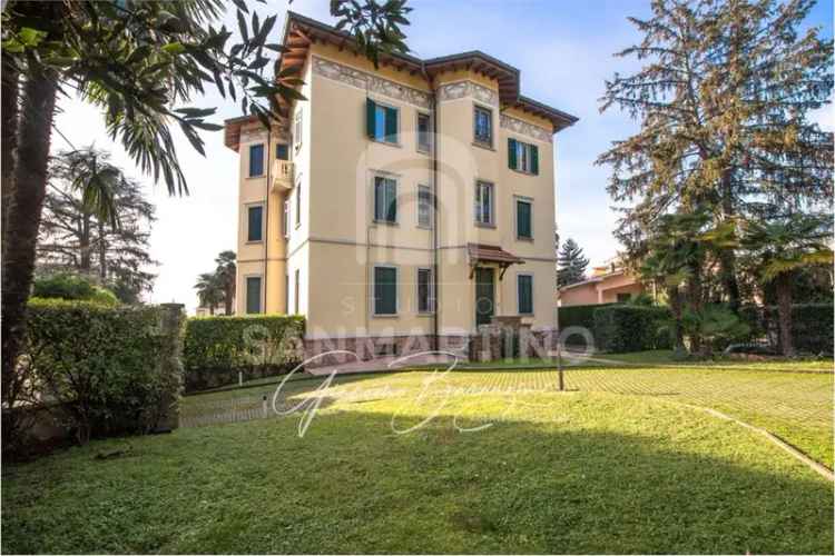 Appartamento in Via Timavo, Varese, 6 locali, 3 bagni, garage, 277 m²