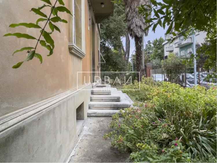 Villa in Via Raffaello Sanzio, Forlì, 8 locali, 1 bagno, 173 m²