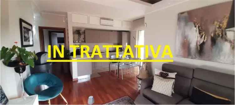 Appartamento in VIA NINFA, Latina, 5 locali, 1 bagno, garage, 90 m²