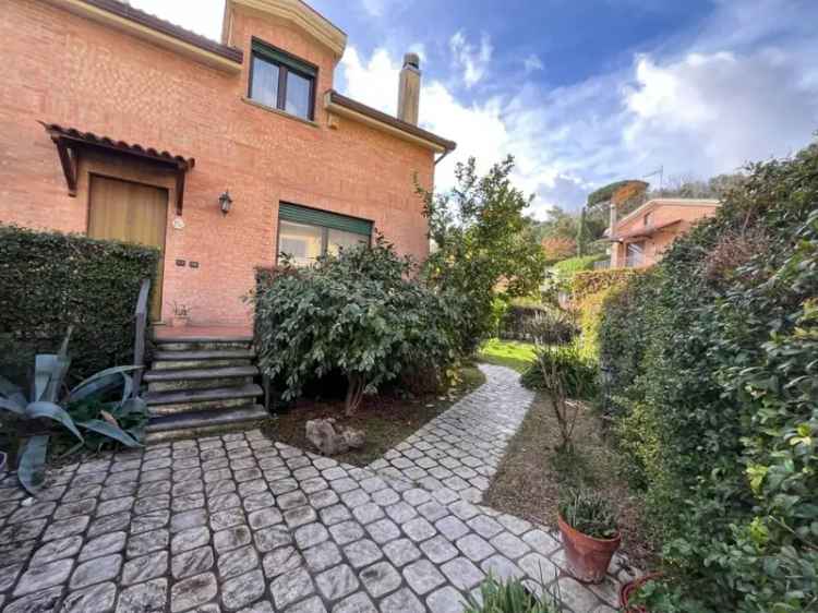 Villetta bifamiliare in Smaldone, Catanzaro, 3 locali, 3 bagni, 150 m²