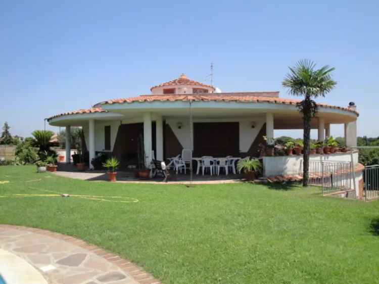 Villa in Via Fara Sabina, Nettuno, 2 bagni, posto auto, 300 m²