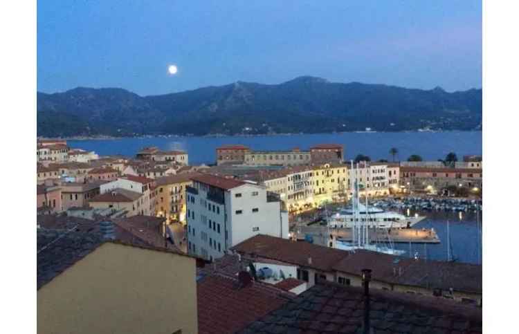 Appartamento in vendita a Portoferraio