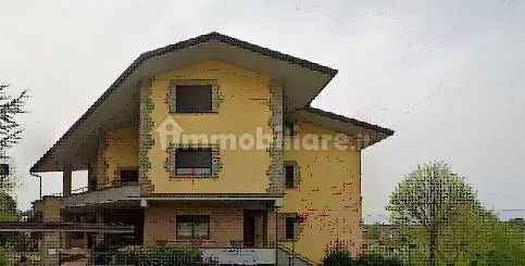 Villa all'asta Contrada Difesa, 82020 Pietrelcina Italia, Pietrelcina