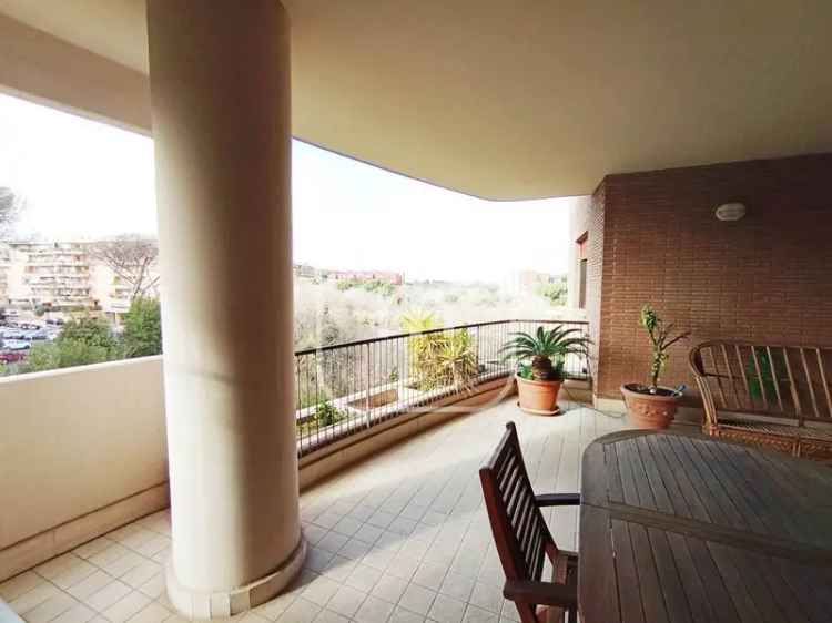 Trilocale Roma EUR 100 mq Terrazza Panoramica Box Doppio