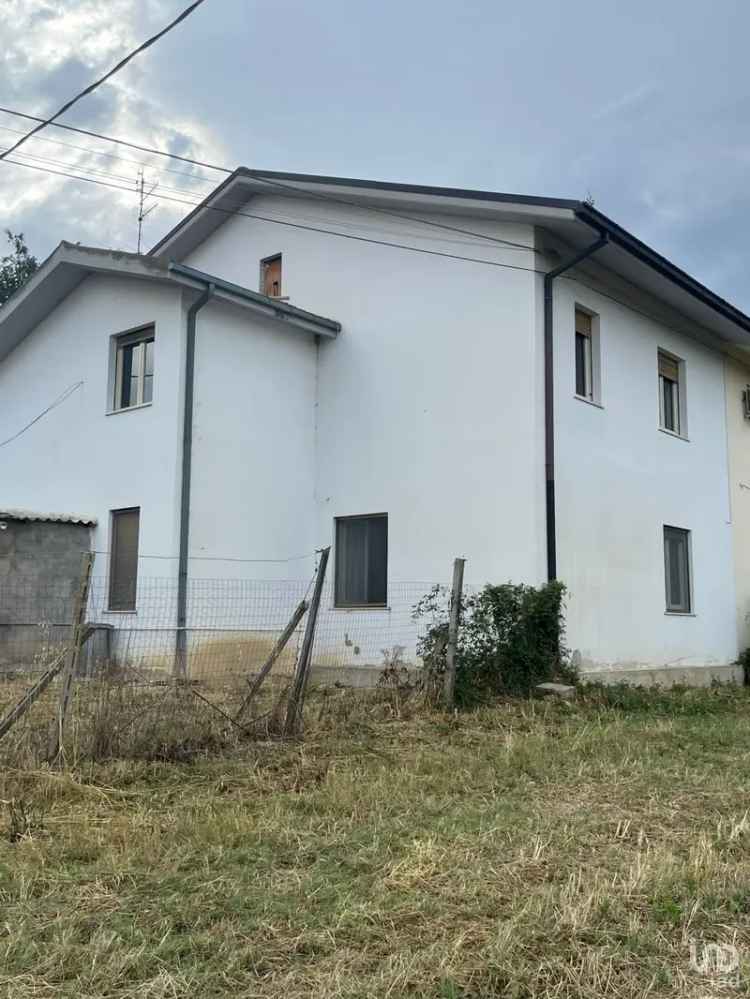 Vendita villa Bifamiliare 9 locali di 276 m² in Cugnoli (65020) - 122372 - iad