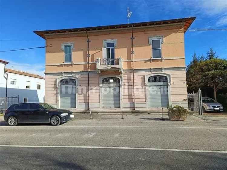 Villa unifamiliare via Bastia 175, Lavezzola, Conselice