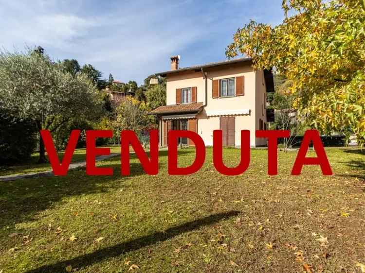 Villa in Via Dei Carpini, Montevecchia, 5 locali, 4 bagni, con box