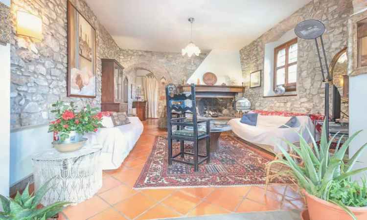 Villa unifamiliare via di Terzano, L'Apparita Monte Pilli, Bagno a Ripoli