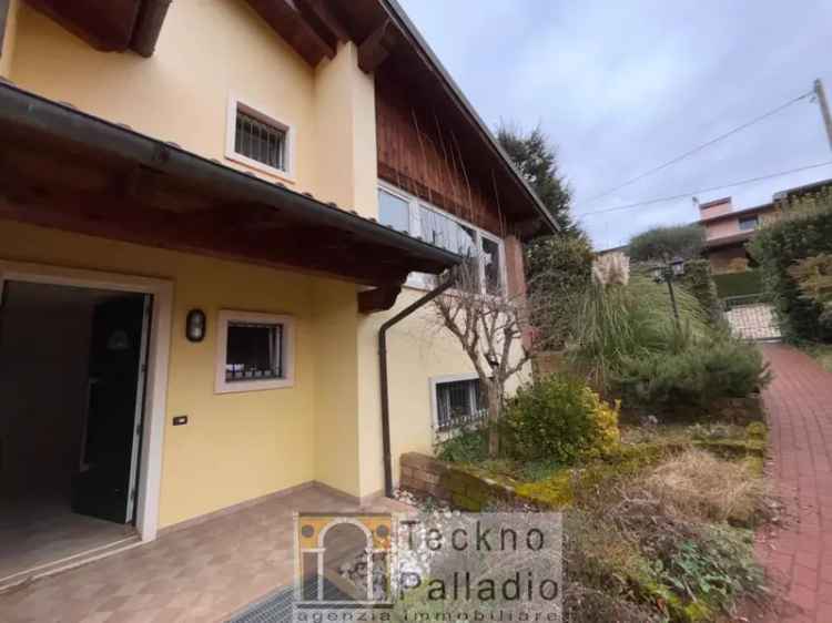 Villa bifamiliare, ottimo stato, 320 m², Arcugnano Torri, Arcugnano